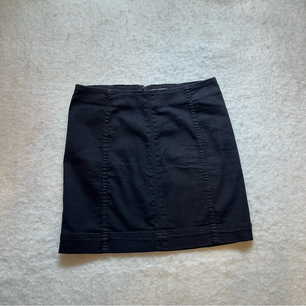 Jolt mini skirt